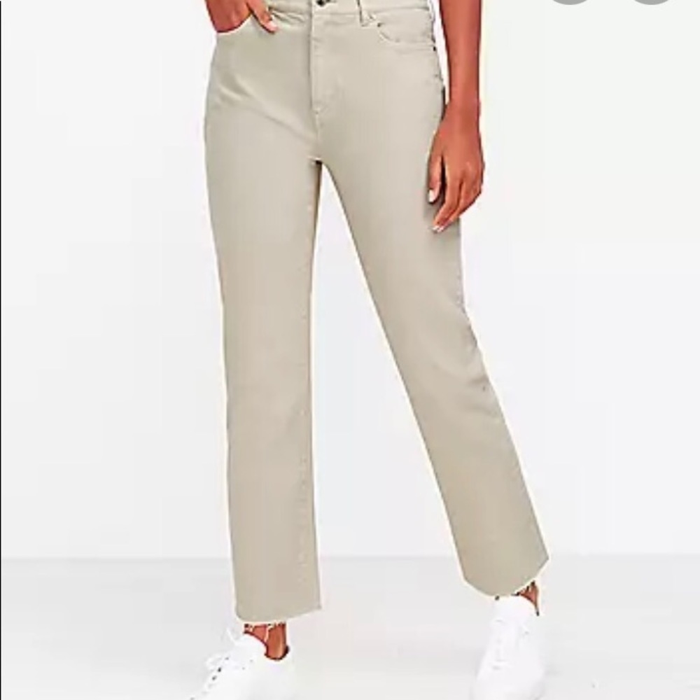 High Waist Straight Leg Frayed Hem Crop Jeans